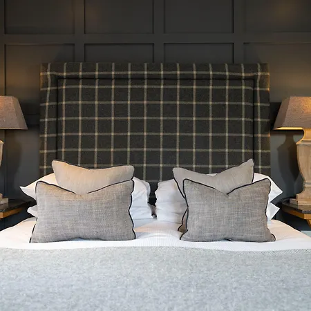The South Stainley 4*